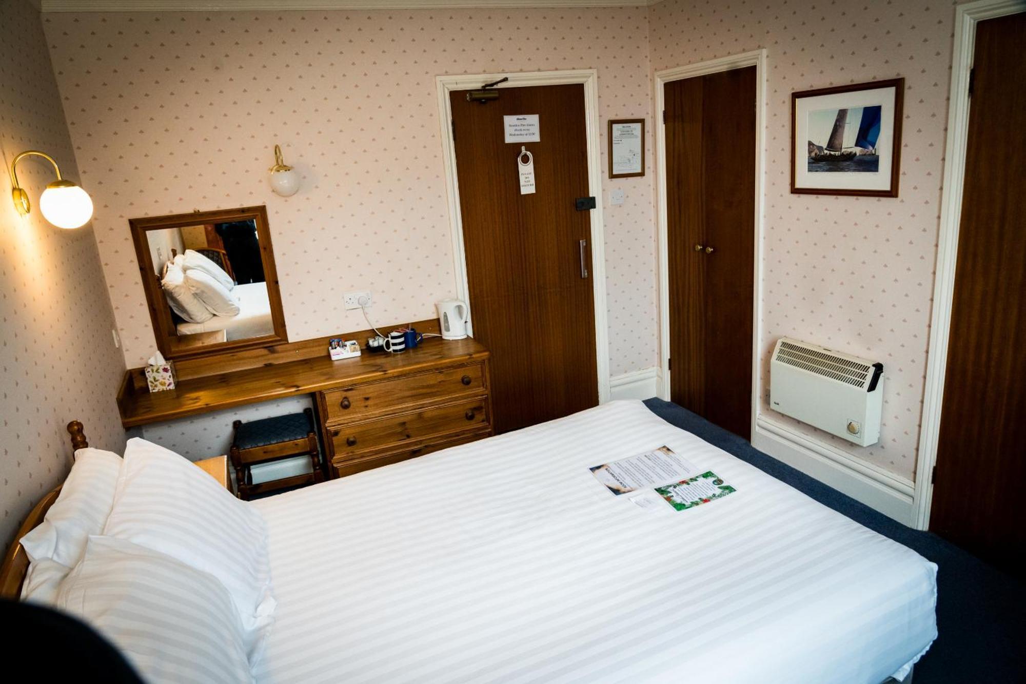 Channel View Hotel Shanklin Ruang foto